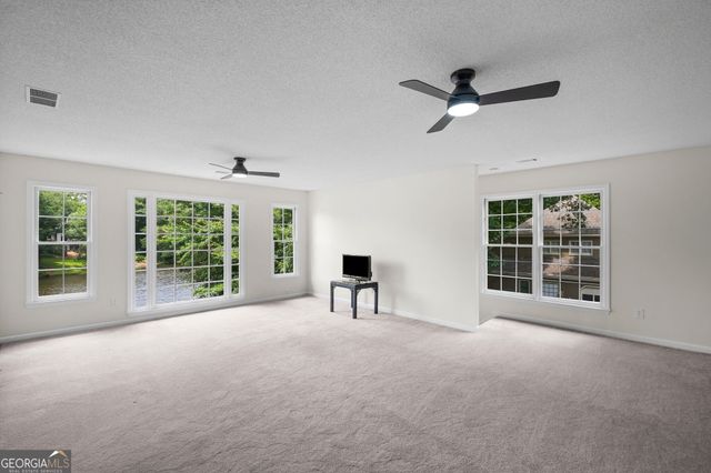 122 N Lakeside Drive NW, Kennesaw, GA 30144