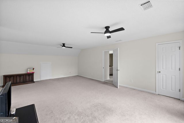 122 N Lakeside Drive NW, Kennesaw, GA 30144