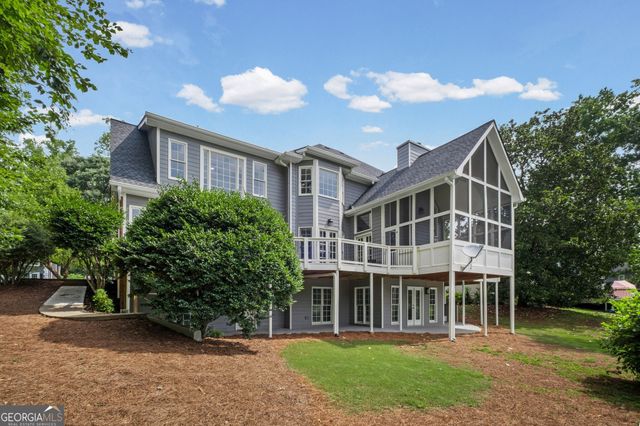 122 N Lakeside Drive NW, Kennesaw, GA 30144