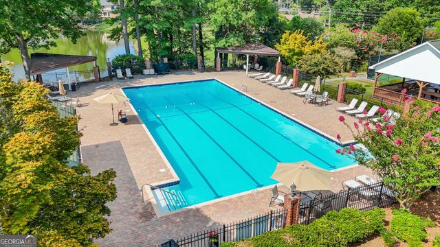 122 N Lakeside Drive NW, Kennesaw, GA 30144