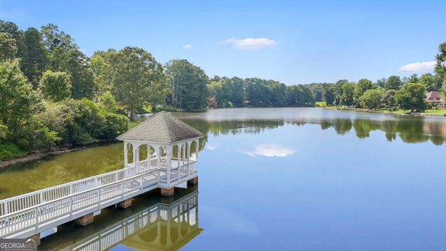 122 N Lakeside Drive NW, Kennesaw, GA 30144