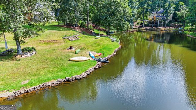 122 N Lakeside Drive NW, Kennesaw, GA 30144