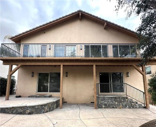 22700 Cascade Drive, Canyon Lake, CA 92587