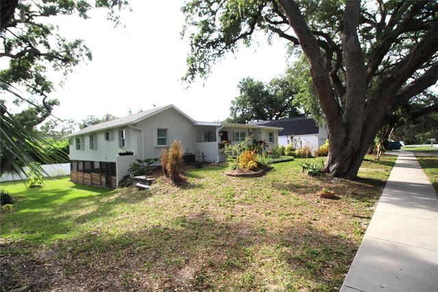 2436 NAVAREZ AVENUE, Safety Harbor, FL 34695
