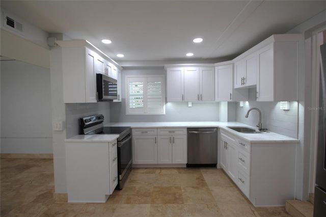 2436 NAVAREZ AVENUE, Safety Harbor, FL 34695