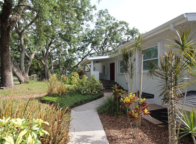 2436 NAVAREZ AVENUE, Safety Harbor, FL 34695