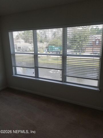 4137 CROWNWOOD Drive, Jacksonville, FL 32216