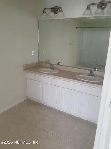 4137 CROWNWOOD Drive, Jacksonville, FL 32216