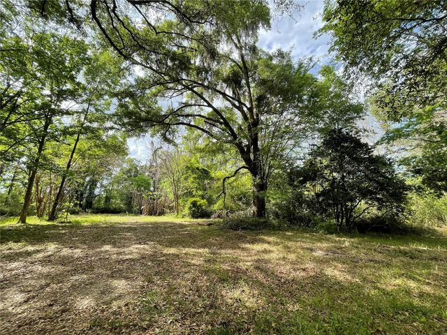 17400 NW 120TH AVE ROAD, Reddick, FL 32686