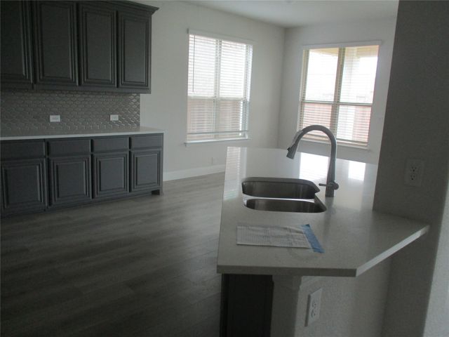 3905 Holly Springs Lane, Kaufman, TX 75142