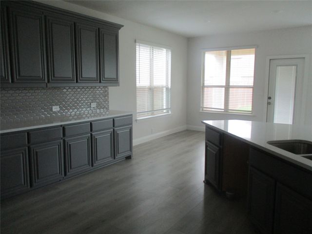 3905 Holly Springs Lane, Kaufman, TX 75142
