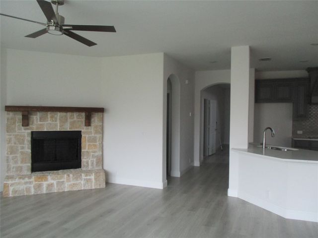 3905 Holly Springs Lane, Kaufman, TX 75142