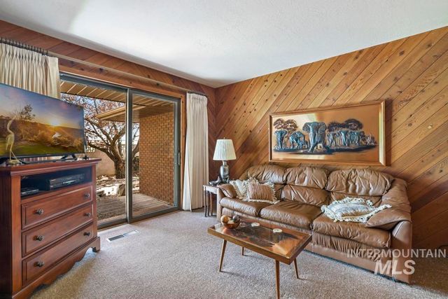 2018 Rancho Vista Dr, Twin Falls, ID 83301