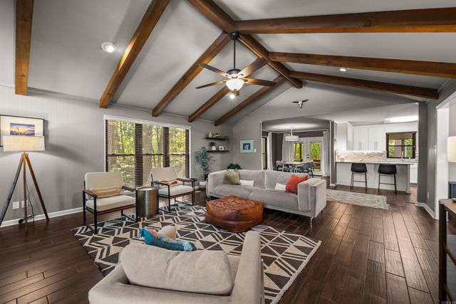 25 Point South Circle, Little Rock, AR 72211