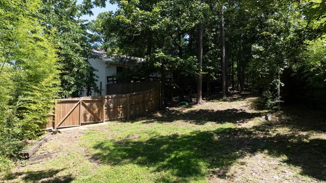 25 Point South Circle, Little Rock, AR 72211