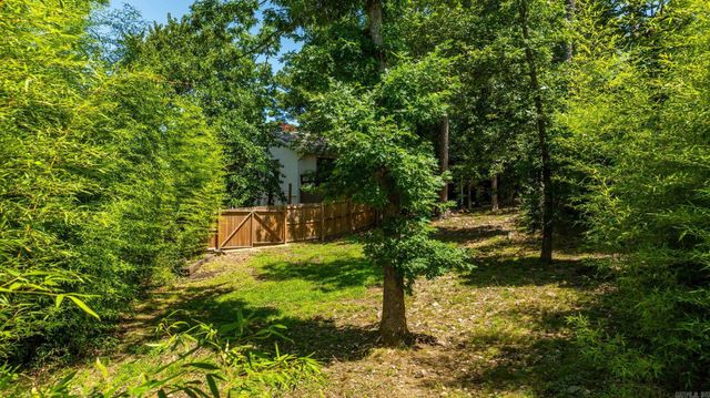 25 Point South Circle, Little Rock, AR 72211