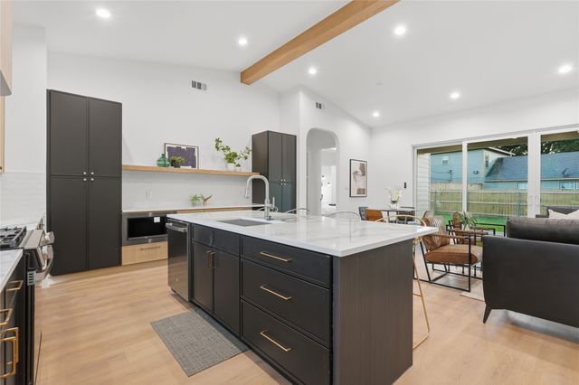 10331 Eastwood Drive, Dallas, TX 75228