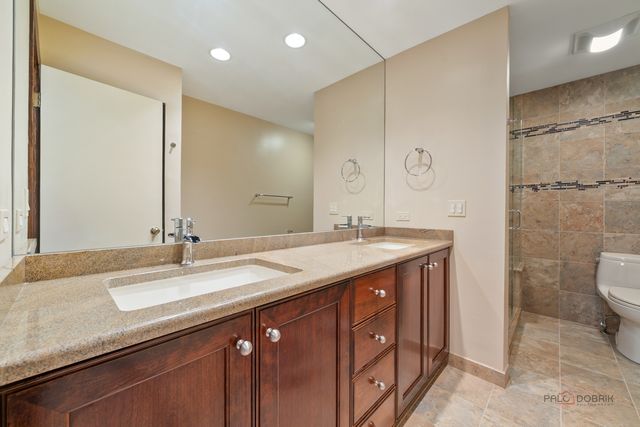 3926 Raintree Lane, Northbrook, IL 60062