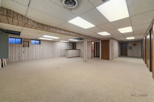 3926 Raintree Lane, Northbrook, IL 60062