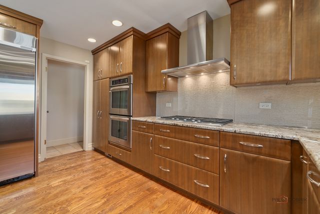 3926 Raintree Lane, Northbrook, IL 60062