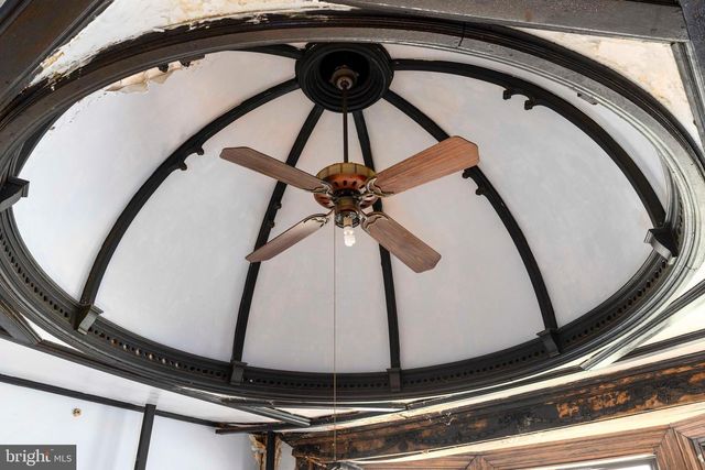 1717 MOUNT VERNON ST, Philadelphia, PA 19130