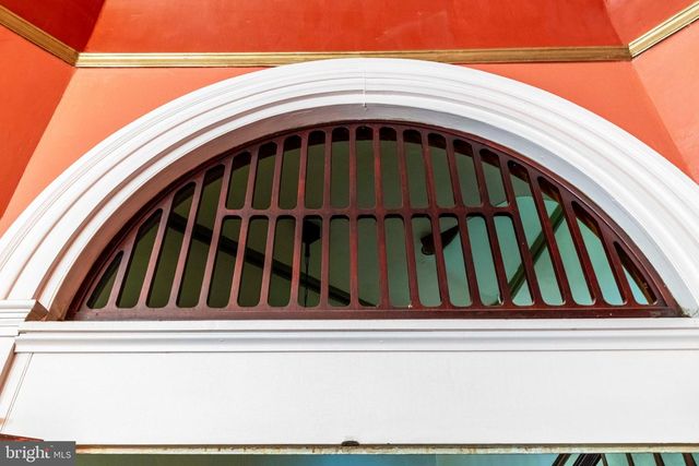 1717 MOUNT VERNON ST, Philadelphia, PA 19130