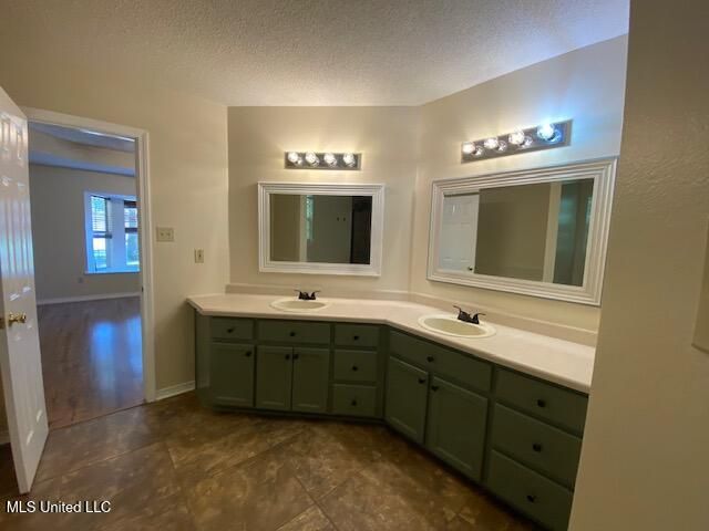 3429 N 7th Street, Ocean Springs, MS 39564