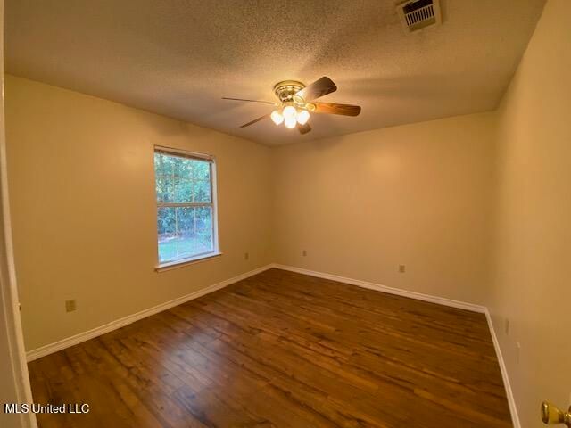 3429 N 7th Street, Ocean Springs, MS 39564