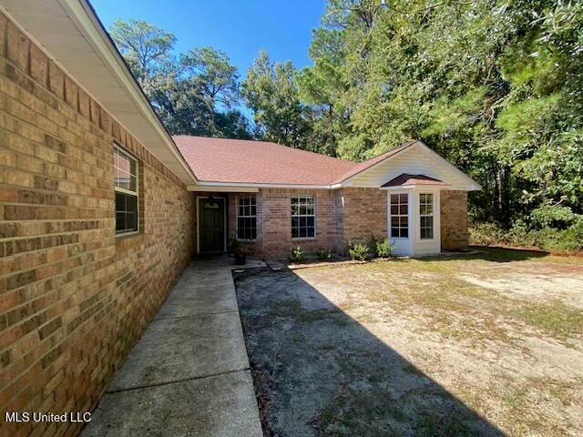 3429 N 7th Street, Ocean Springs, MS 39564
