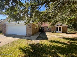 3429 N 7th Street, Ocean Springs, MS 39564