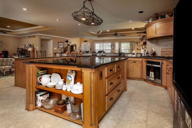 1801 W Holiday, Fate, TX 75087