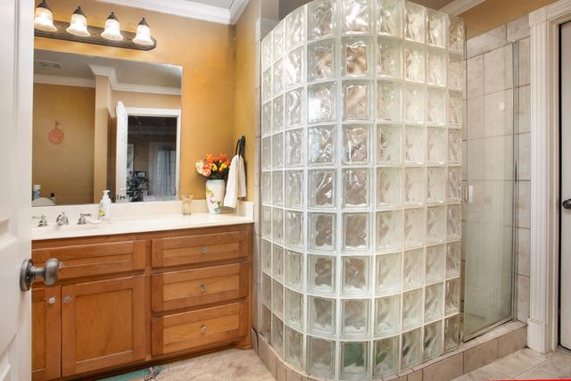 1801 W Holiday, Fate, TX 75087