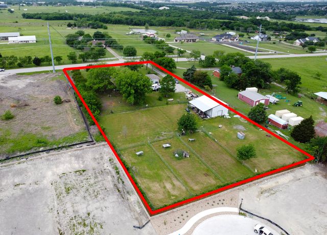 1801 W Holiday, Fate, TX 75087