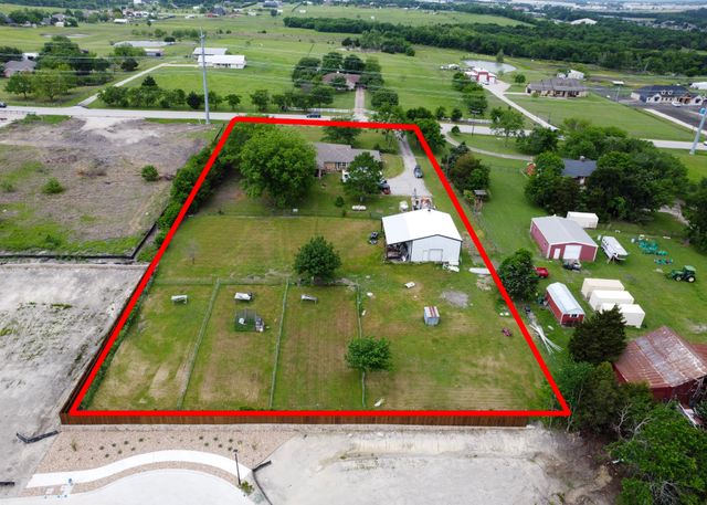 1801 W Holiday, Fate, TX 75087