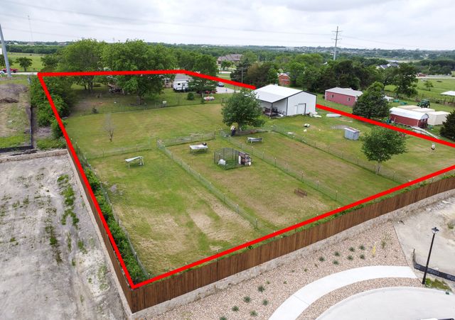 1801 W Holiday, Fate, TX 75087