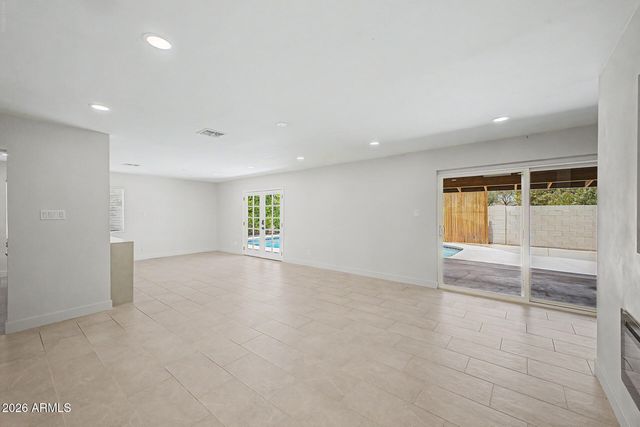 8202 E SELLS Drive, Scottsdale, AZ 85251