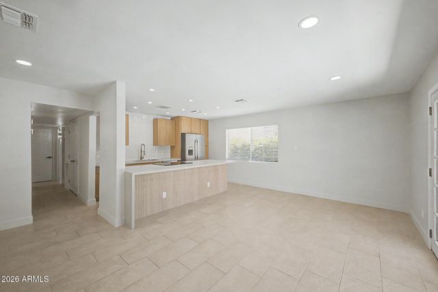 8202 E SELLS Drive, Scottsdale, AZ 85251