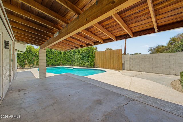 8202 E SELLS Drive, Scottsdale, AZ 85251
