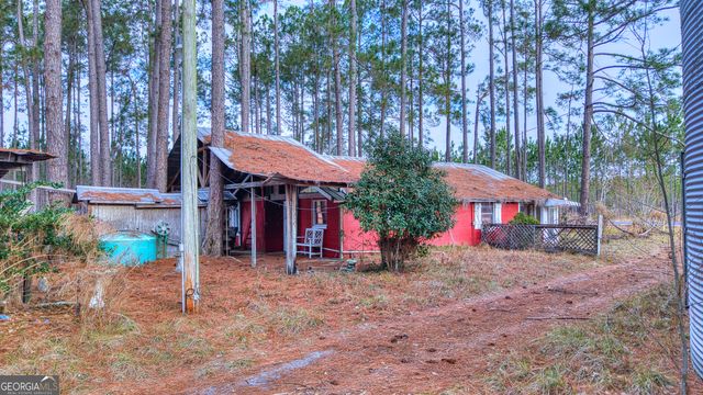 4421 Albert Rahn Road, Glennville, GA 30427