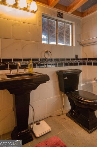 4421 Albert Rahn Road, Glennville, GA 30427