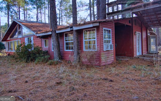 4421 Albert Rahn Road, Glennville, GA 30427