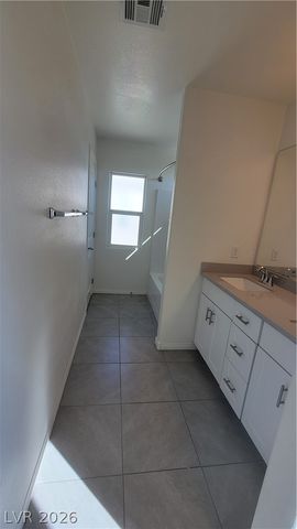 8772 Belle Castle Court, Las Vegas, NV 89148