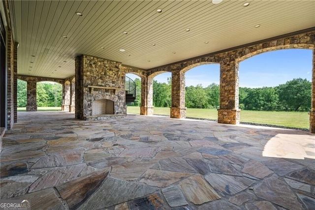 1101 N Flat Rock Road, Douglasville, GA 30134