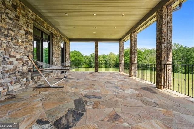 1101 N Flat Rock Road, Douglasville, GA 30134