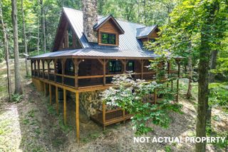 28577 Hawthorne Way, Logan, OH 43138