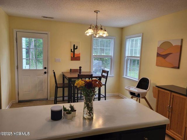 124 Villa Park Drive, Hubert, NC 28539