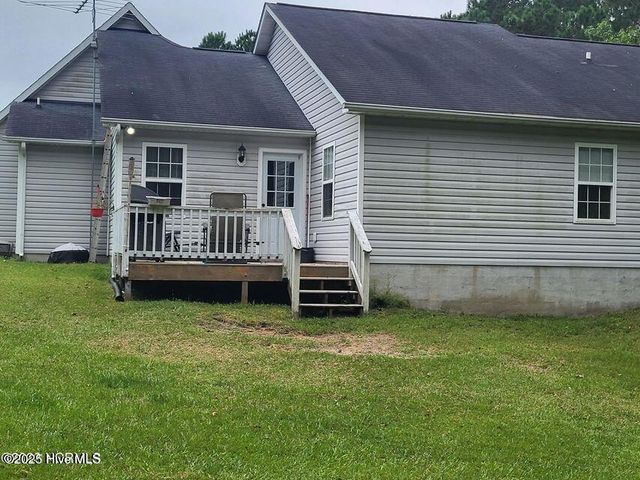 124 Villa Park Drive, Hubert, NC 28539