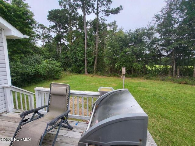 124 Villa Park Drive, Hubert, NC 28539