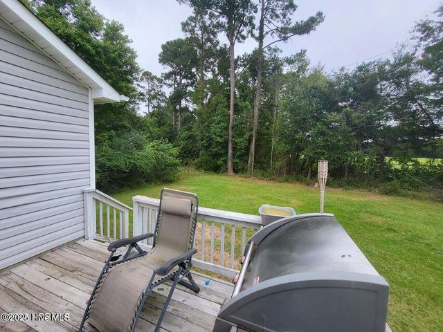 124 Villa Park Drive, Hubert, NC 28539