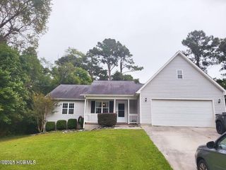 124 Villa Park Drive, Hubert, NC 28539